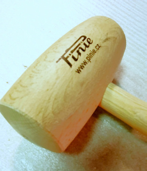 Киянка столярная PINIE (53-2) круглый боек 70х140мм, бук/ясень,  410гр
