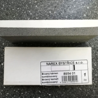 Комбинированный точильный камень NAREX 895401 (грубый/тонкий 100/320) серый/белый