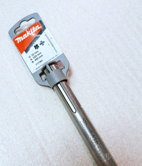 Бур по бетону Makita хвостовик SDS-max 22х400х520 мм ( P-77861 )